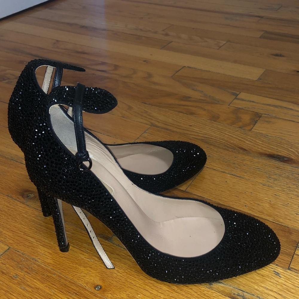 Valentino Garavani Swarovski Crystal Pumps